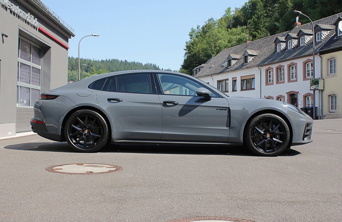Porsche Panamera 4 E-Hybrid 21 SportDesign ACC BOSE PANO foto 19