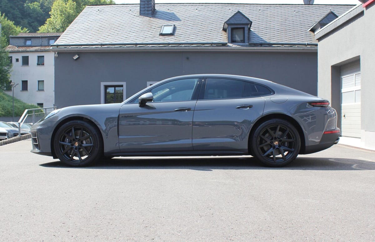 Porsche Panamera 4 E-Hybrid 21 SportDesign ACC BOSE PANO foto 3