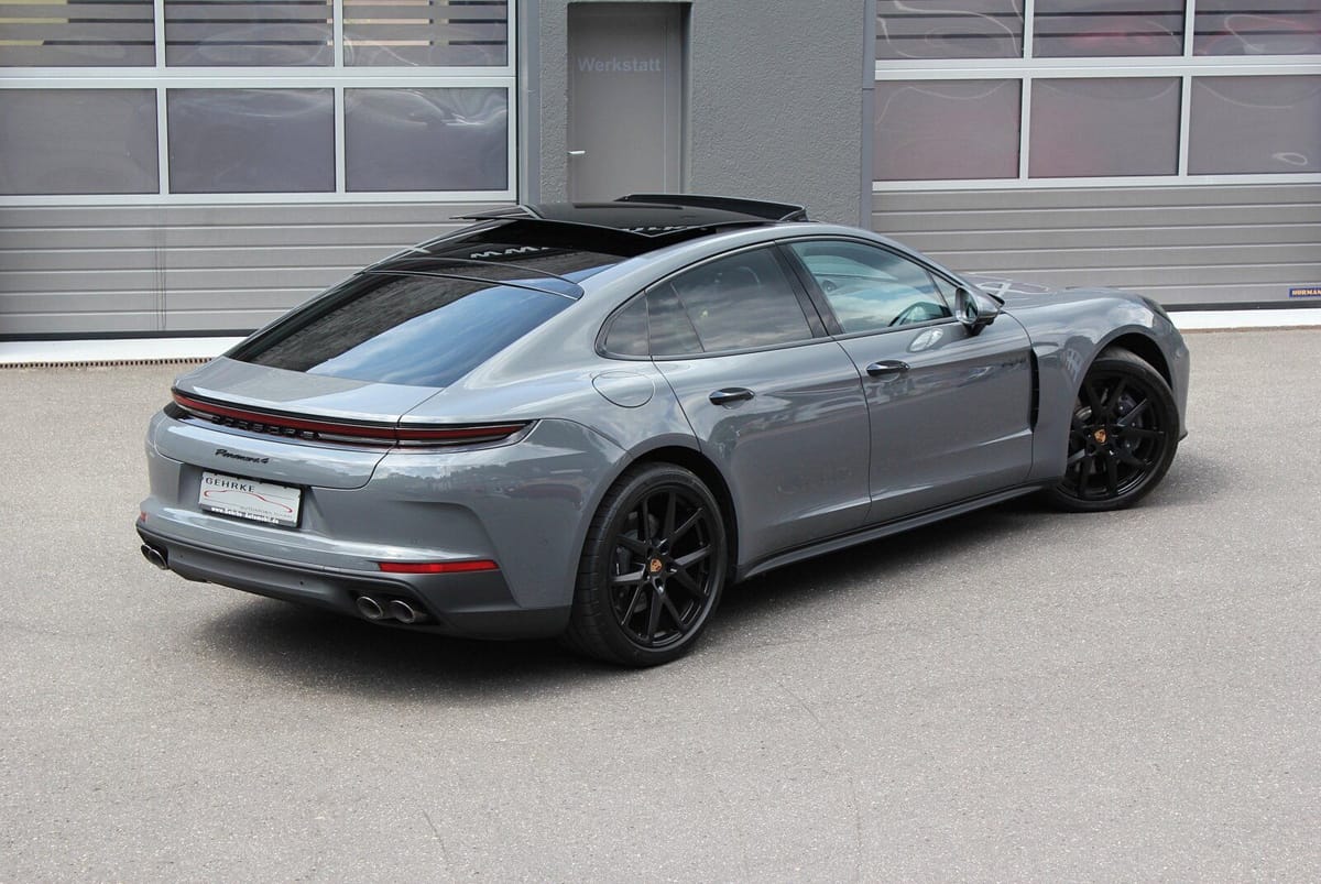 Porsche Panamera 4 E-Hybrid 21 SportDesign ACC BOSE PANO foto 23