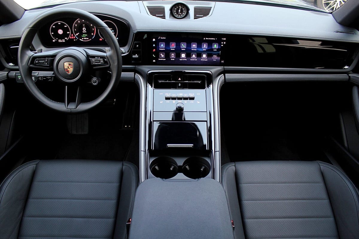 Porsche Panamera 4 E-Hybrid 21 SportDesign ACC BOSE PANO foto 4