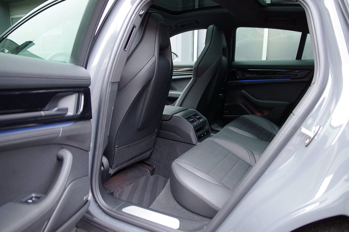 Porsche Panamera 4 E-Hybrid 21 SportDesign ACC BOSE PANO foto 8