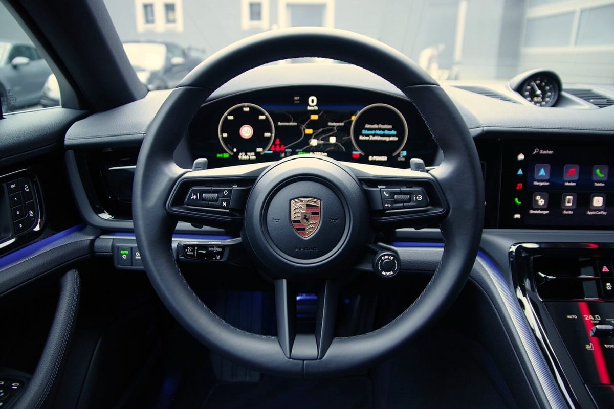 Porsche Panamera 4 E-Hybrid 21 SportDesign ACC BOSE PANO foto 9