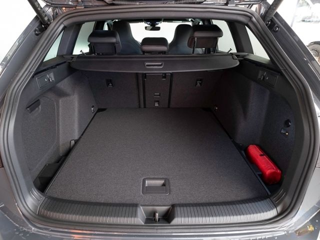 Volkswagen Golf Variant R-Line 1.5 TSI 6-Gang 1.5 TSI Pano foto 14
