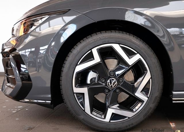 Volkswagen Golf Variant R-Line 1.5 TSI 6-Gang 1.5 TSI Pano foto 6