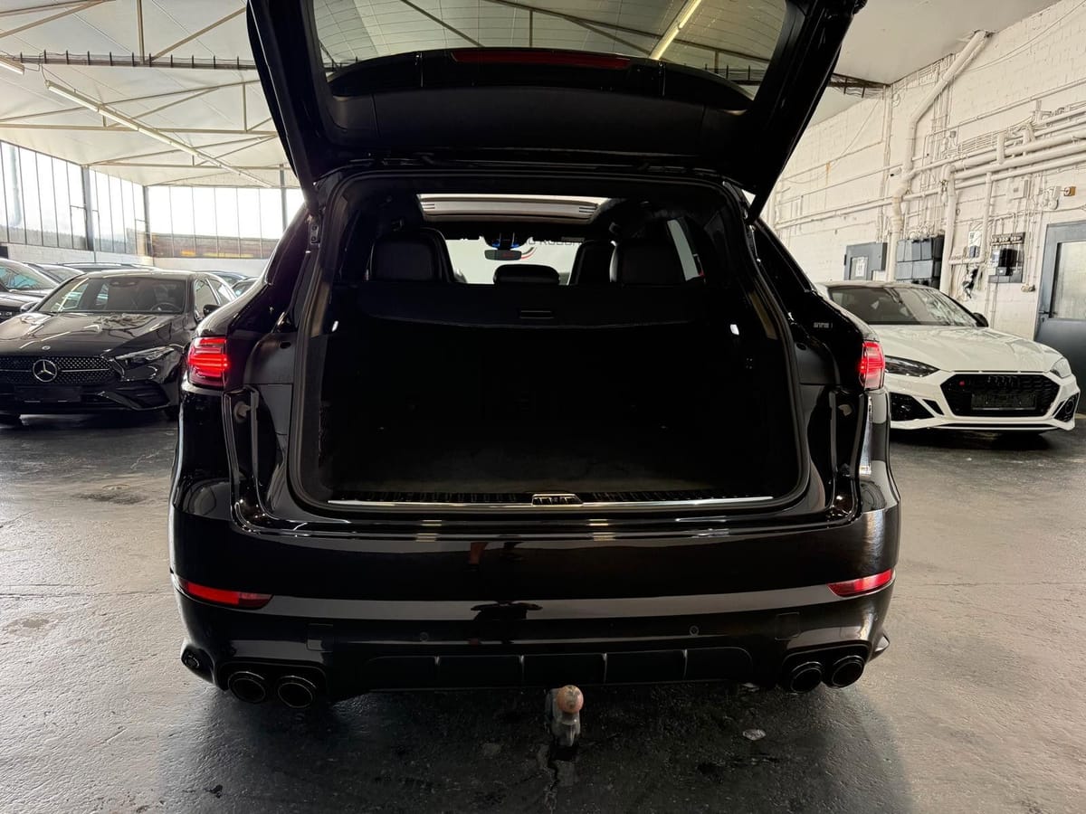 Porsche Cayenne GTS PANO ACC StandH BOSE MATRIX 21 foto 13