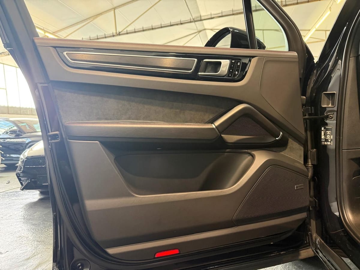 Porsche Cayenne GTS PANO ACC StandH BOSE MATRIX 21 foto 15