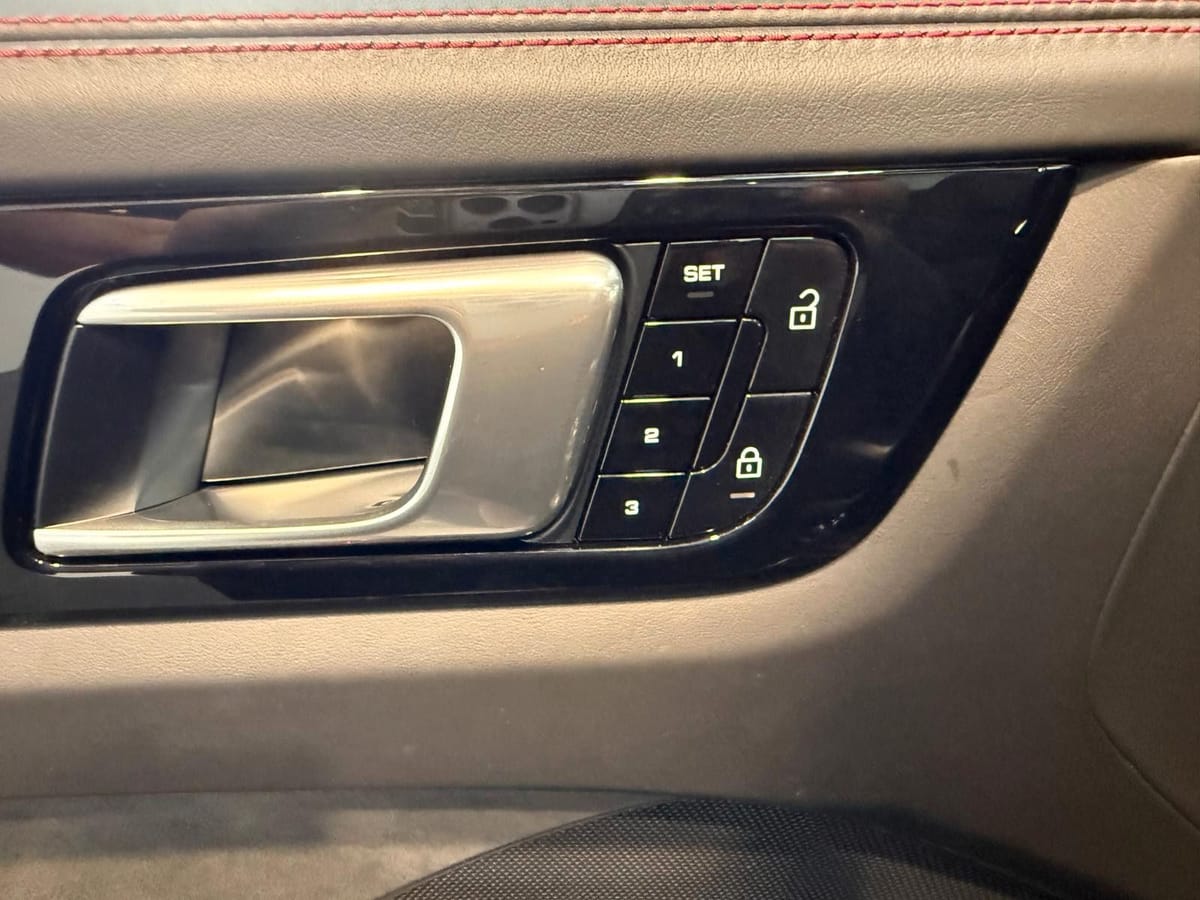 Porsche Cayenne GTS PANO ACC StandH BOSE MATRIX 21 foto 17