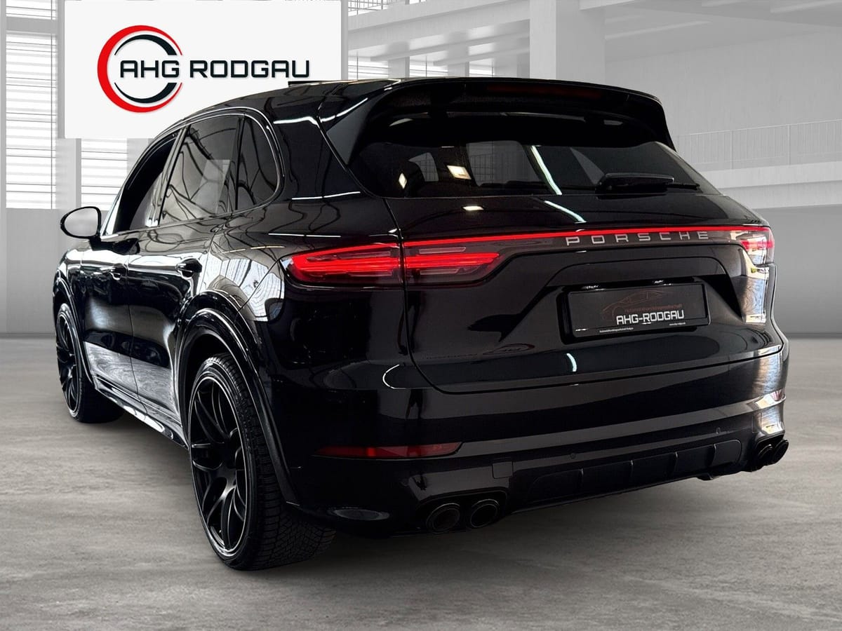 Porsche Cayenne GTS PANO ACC StandH BOSE MATRIX 21 foto 3