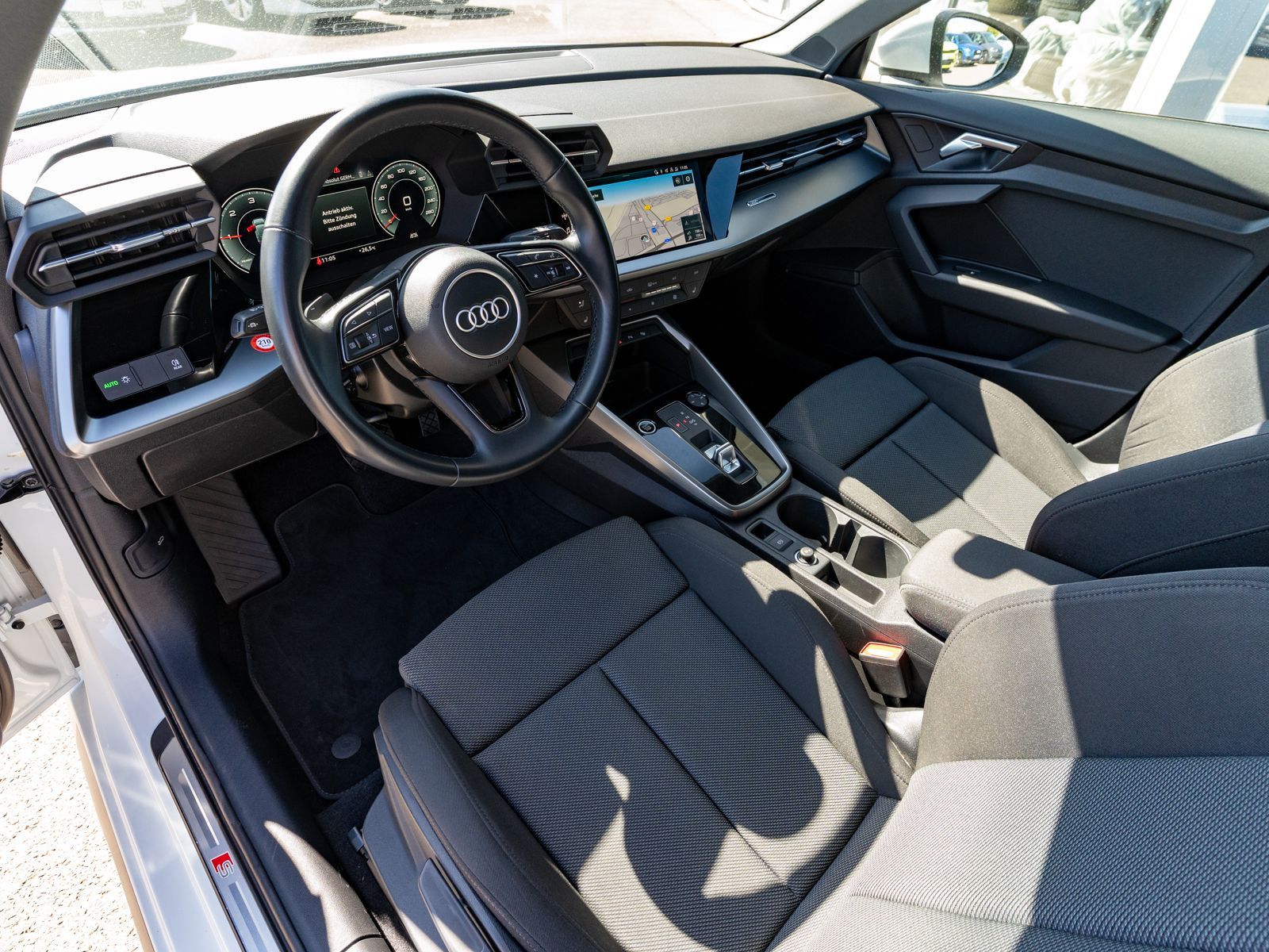Audi A3 Sportback S line 30TDI NAVI LED GRA SHZ VC foto 12