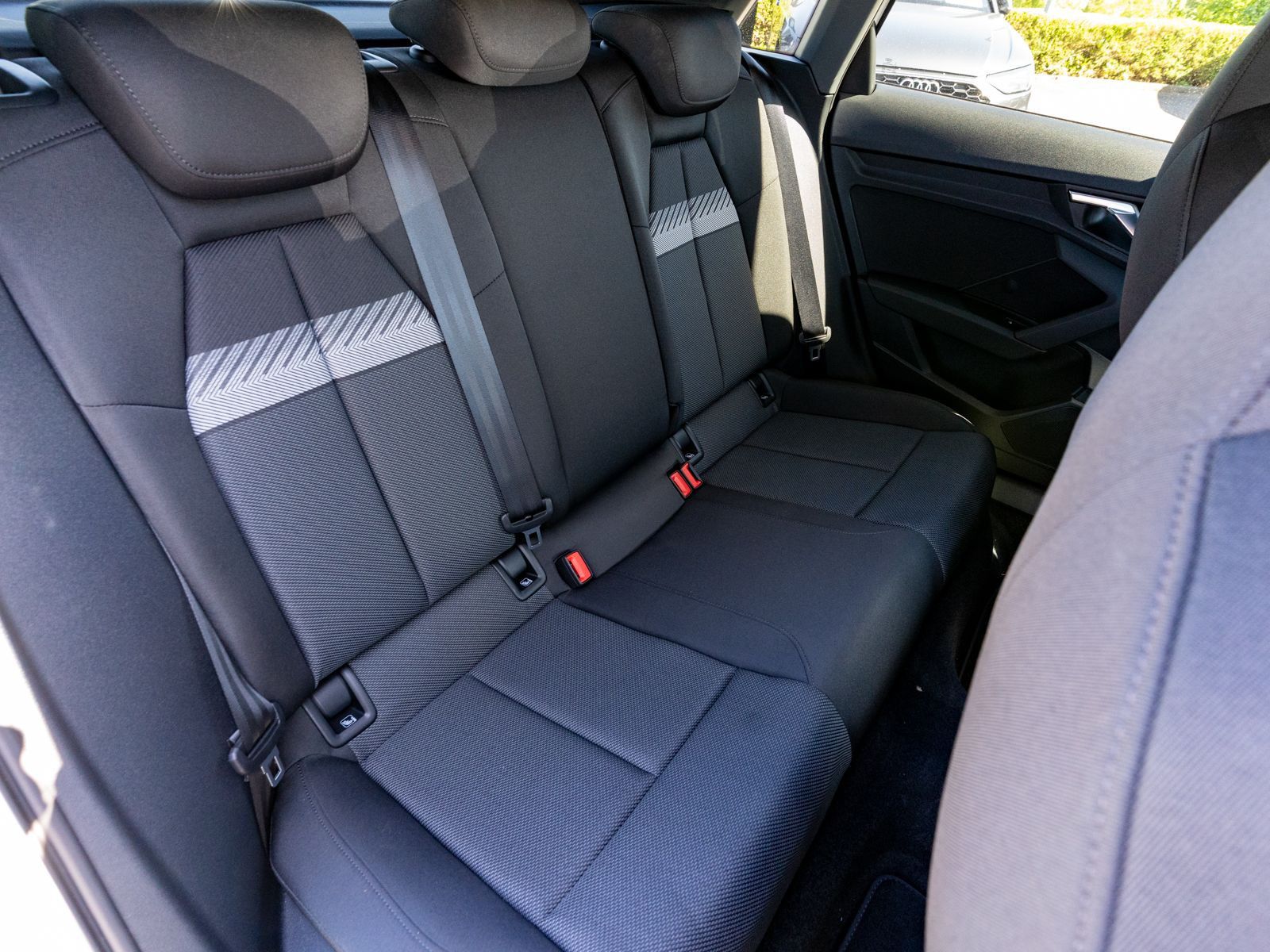 Audi A3 Sportback S line 30TDI NAVI LED GRA SHZ VC foto 8