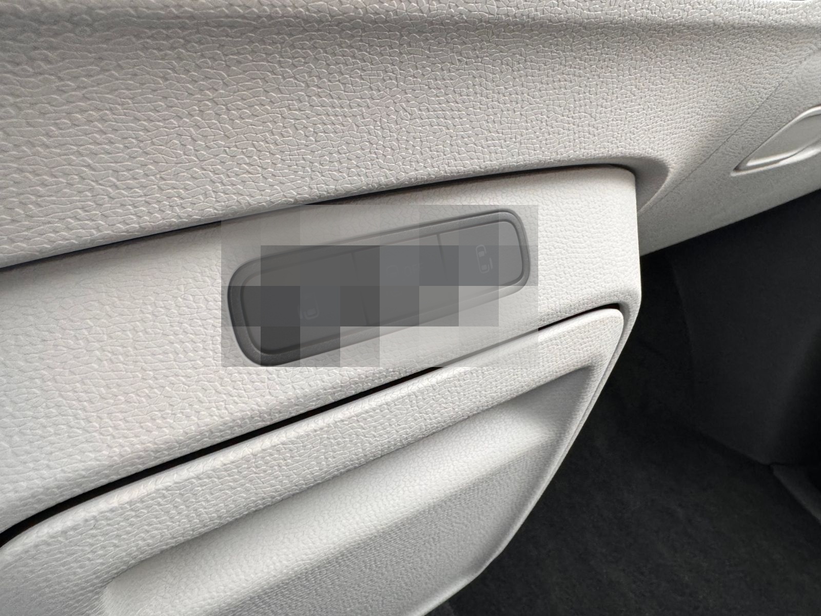 Volkswagen ID.BUZZ  Pro 150 kW NAV|AHK|ACC|KEY foto 12