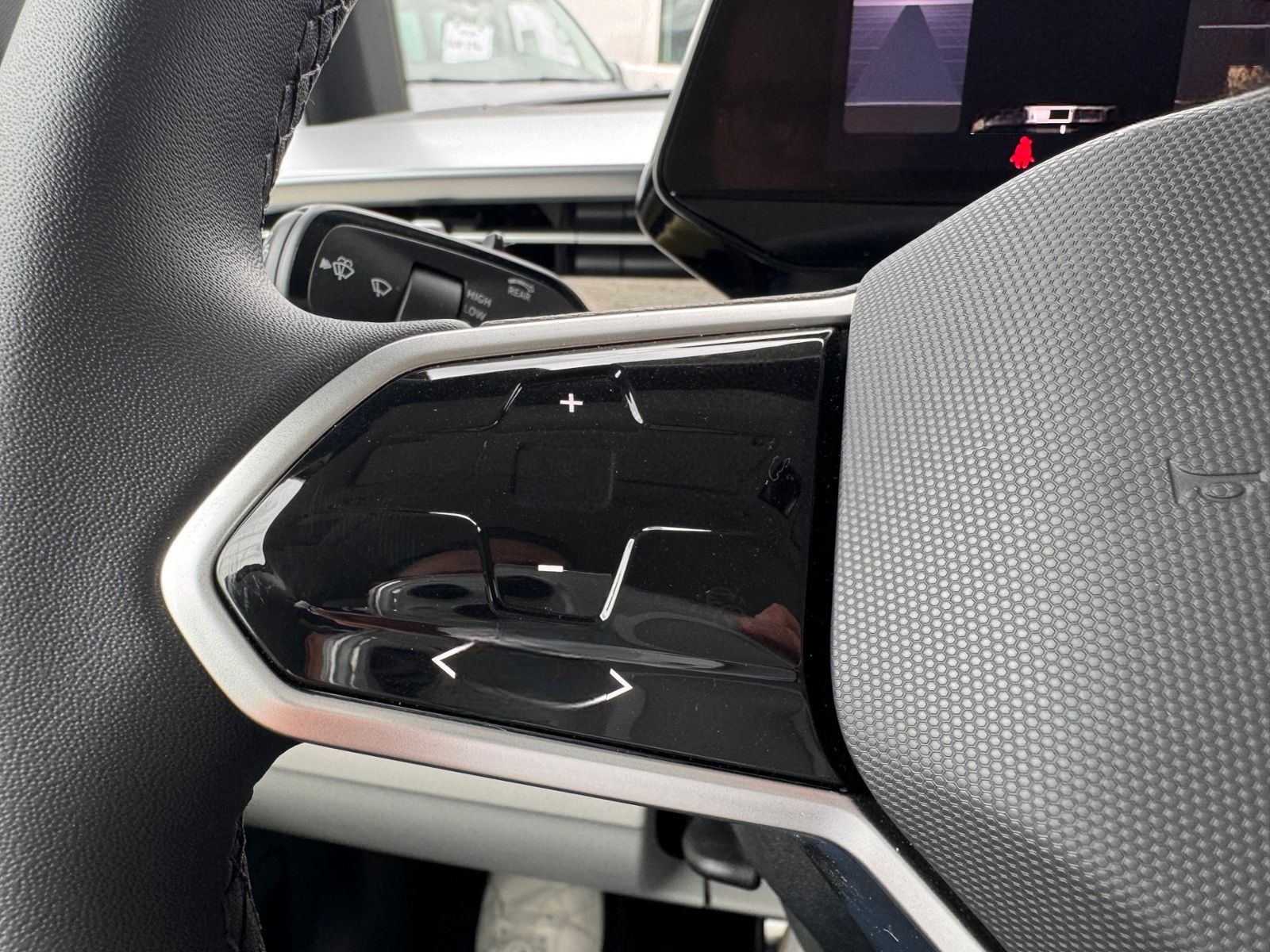 Volkswagen ID.BUZZ  Pro 150 kW NAV|AHK|ACC|KEY foto 17