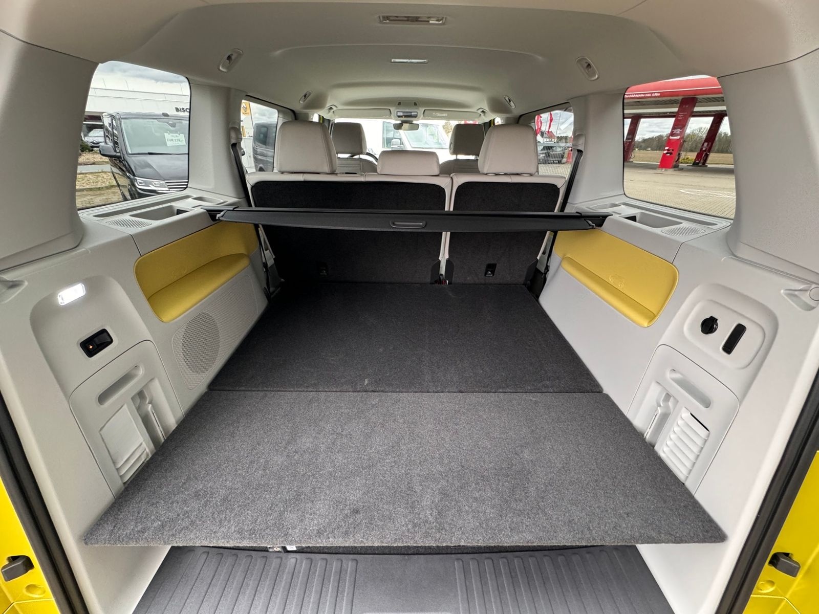 Volkswagen ID.BUZZ  Pro 150 kW NAV|AHK|ACC|KEY foto 7