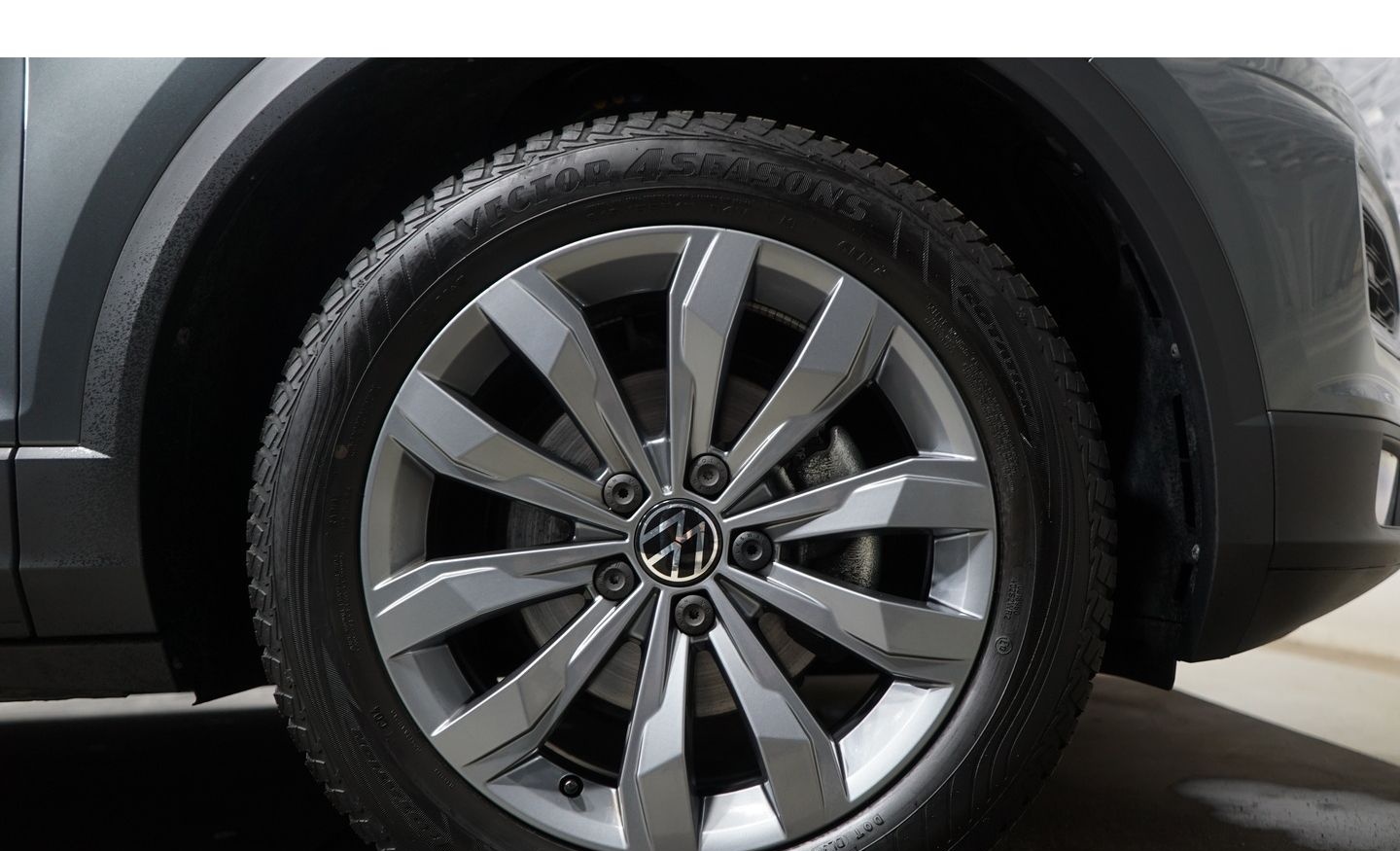 Volkswagen T-Roc Sport 1.5 TSI DSG Navi LED Kamera ACC DAB foto 13