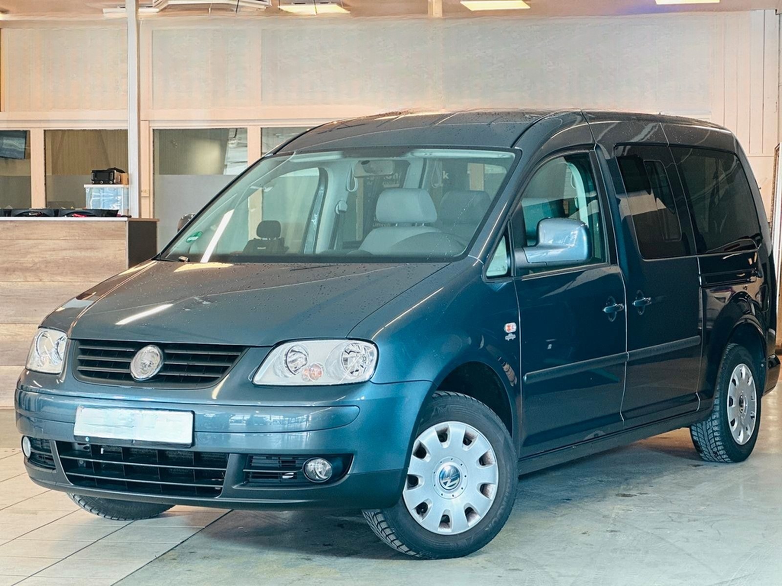 Volkswagen Caddy 1,6-Maxi-Behindertengerecht-Rampe-TOP foto 3