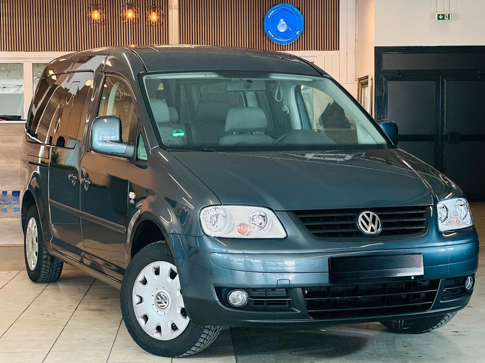 Volkswagen Caddy 1,6-Maxi-Behindertengerecht-Rampe-TOP foto 7