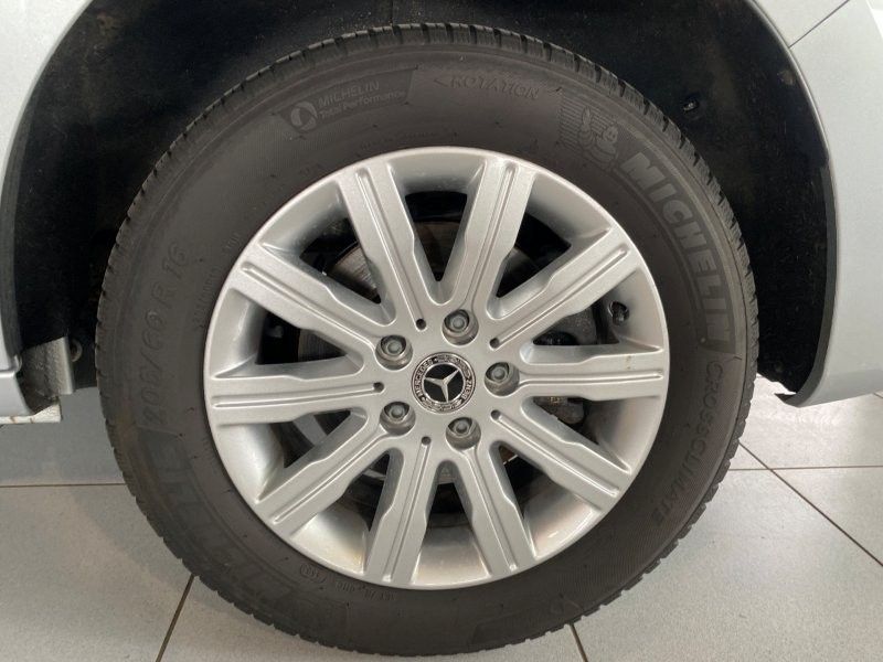 Mercedes-Benz T 180 d Progressive AHK MBUX LED RFK SPUR Verkeh foto 6