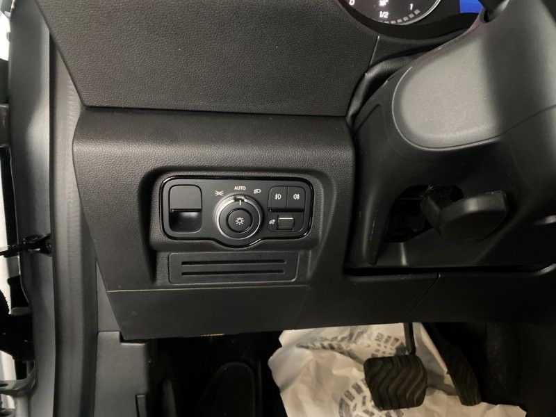 Mercedes-Benz T 180 d Progressive AHK MBUX LED RFK SPUR Verkeh foto 15