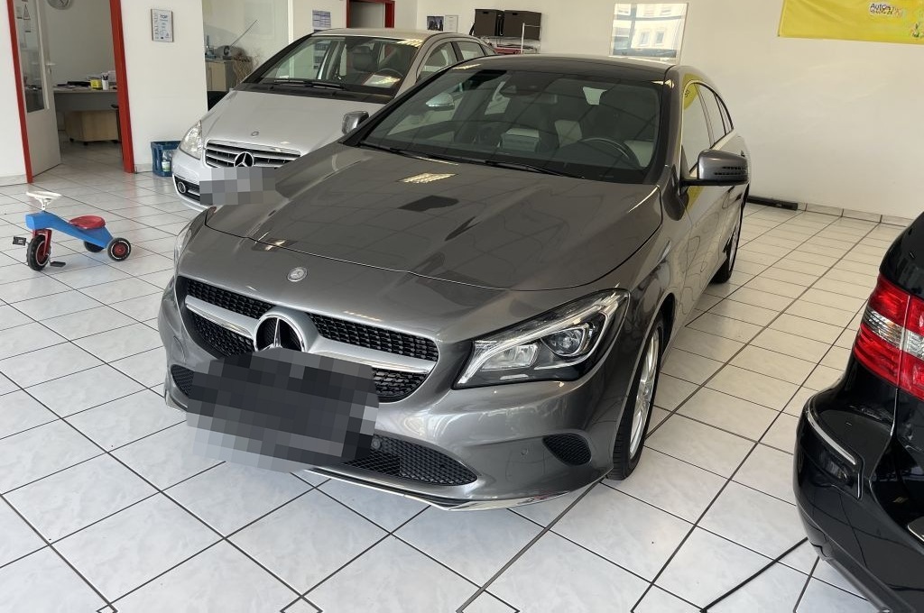 Mercedes-Benz CLA Shooting Brake 220 4Matic 7G-DCT, Kamera foto 2