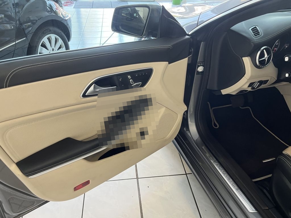 Mercedes-Benz CLA Shooting Brake 220 4Matic 7G-DCT, Kamera foto 12