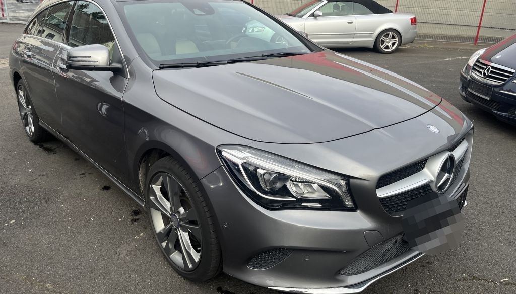 Mercedes-Benz CLA Shooting Brake 220 4Matic 7G-DCT, Kamera foto 3