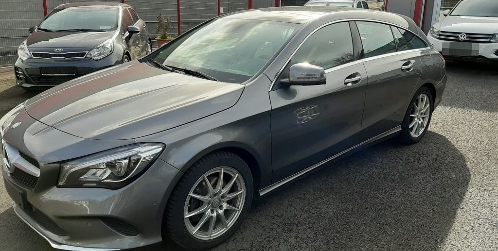 Mercedes-Benz CLA Shooting Brake 220 4Matic 7G-DCT, Kamera foto 7