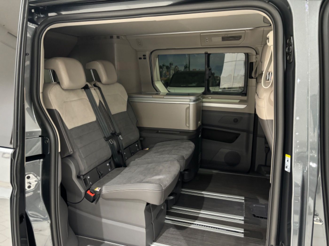 Volkswagen T7 California (AHK.DCC.Kamera.Standheizung.Navi. foto 9