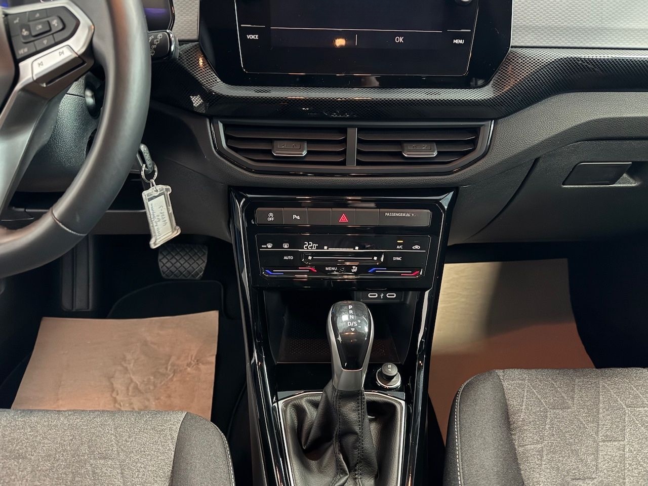 Volkswagen T-Cross 1.0 TSI, CarPlay, DSG, PDC, Klimaa.,Shzg foto 10
