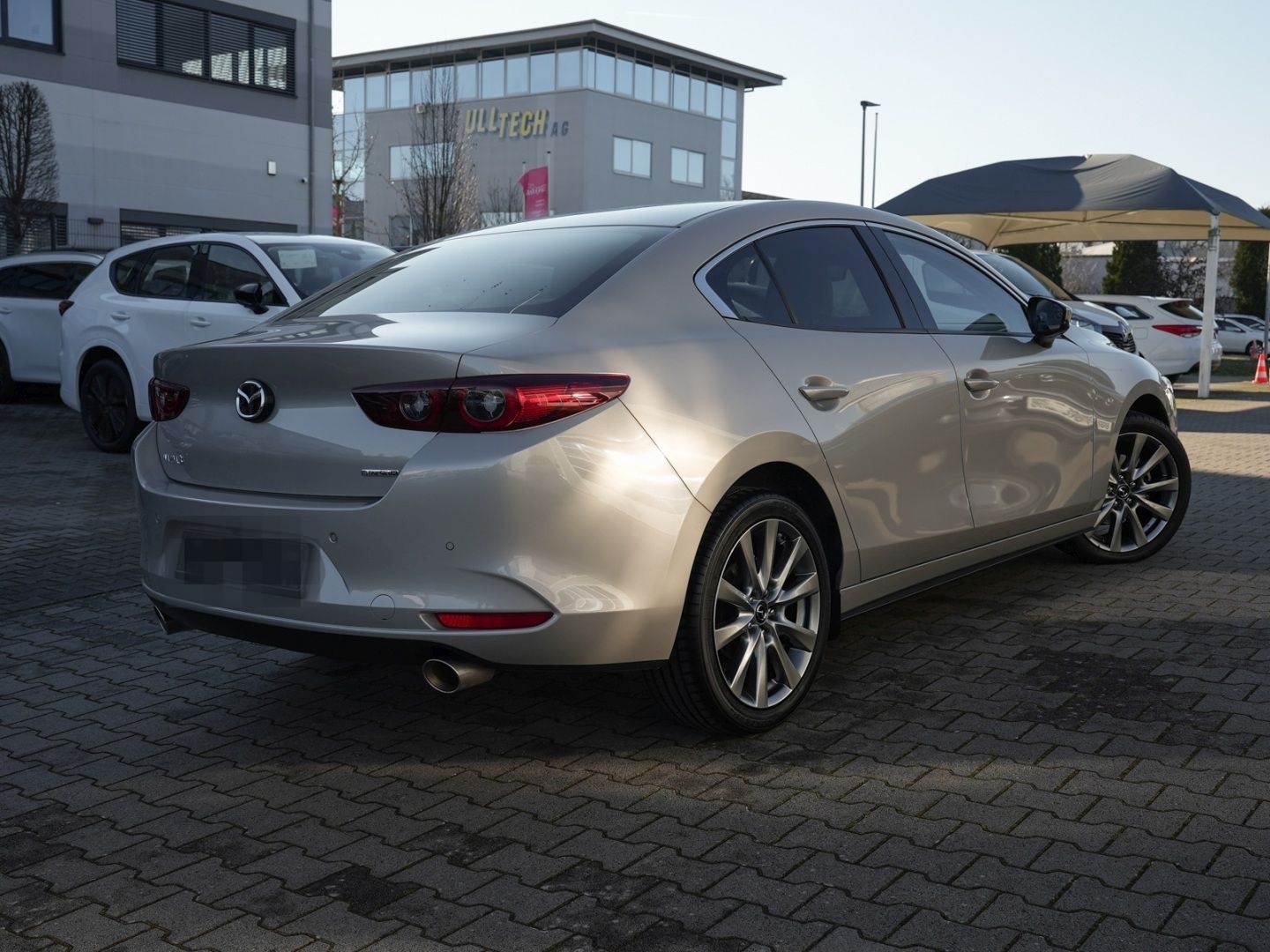 Mazda 3 Exclusiv SKYA.-X M-Hyb.Lim.186PSLEDER+RFK+NAVI foto 3