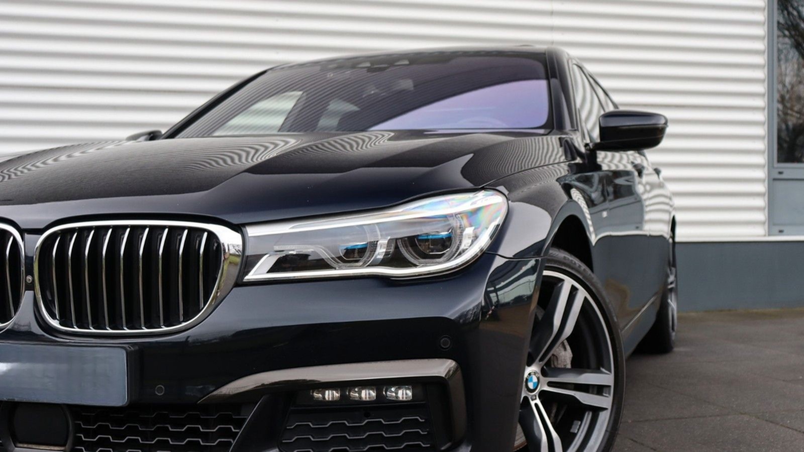 BMW 750i xDrive,B&W,Massage,Standheizung, Laserlight foto 14
