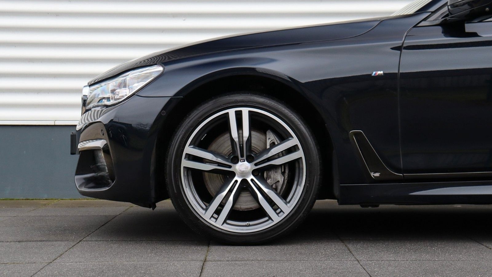 BMW 750i xDrive,B&W,Massage,Standheizung, Laserlight foto 4
