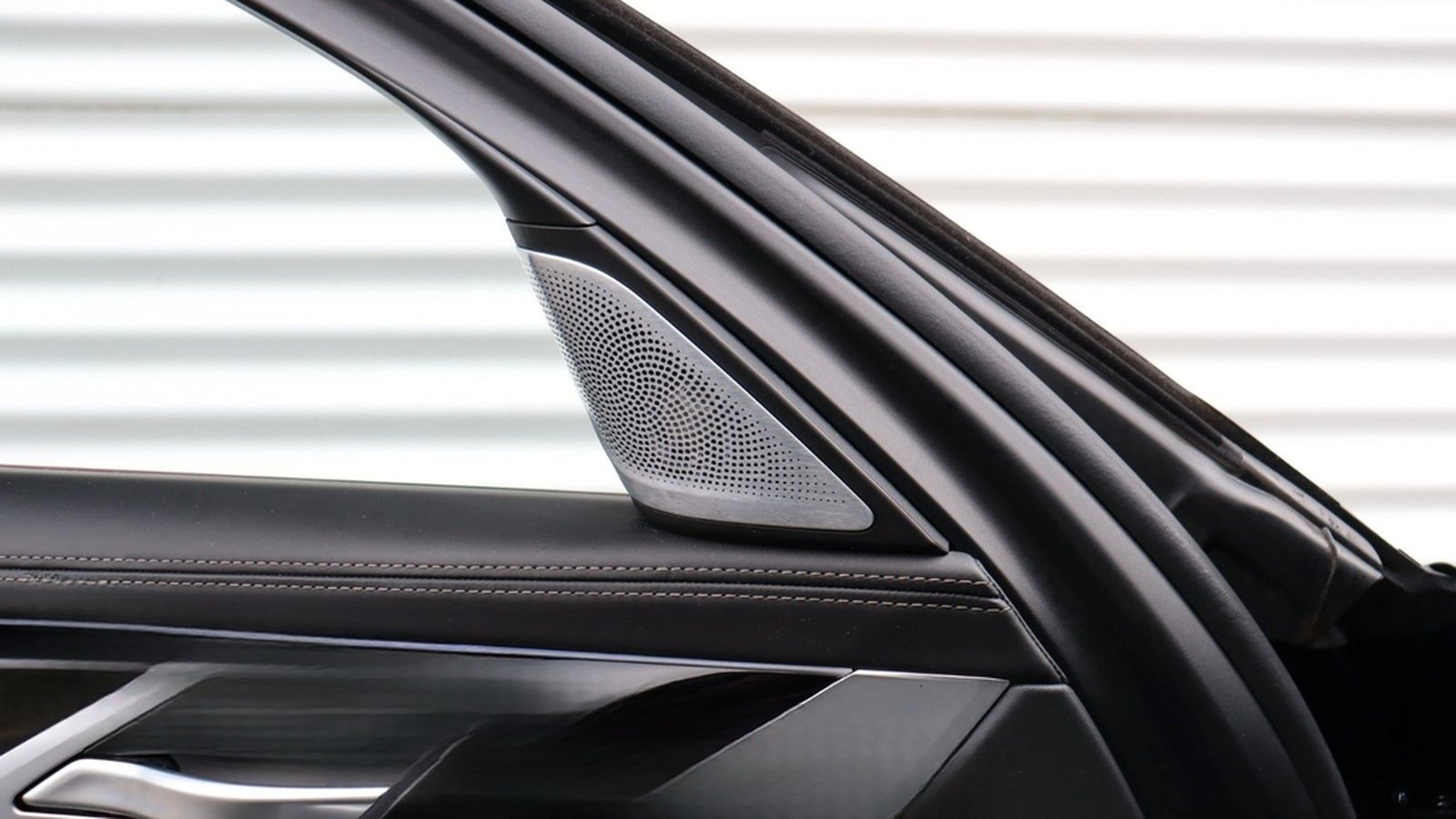 BMW 750i xDrive,B&W,Massage,Standheizung, Laserlight foto 9