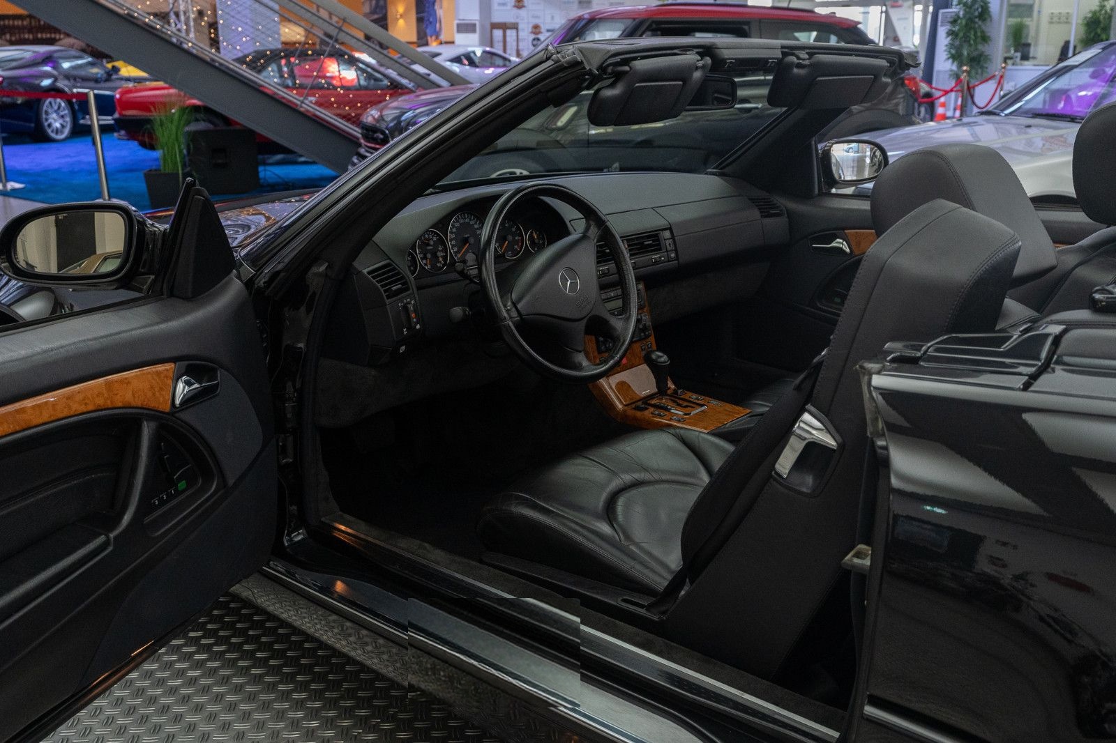 Mercedes-Benz SL 320 foto 9