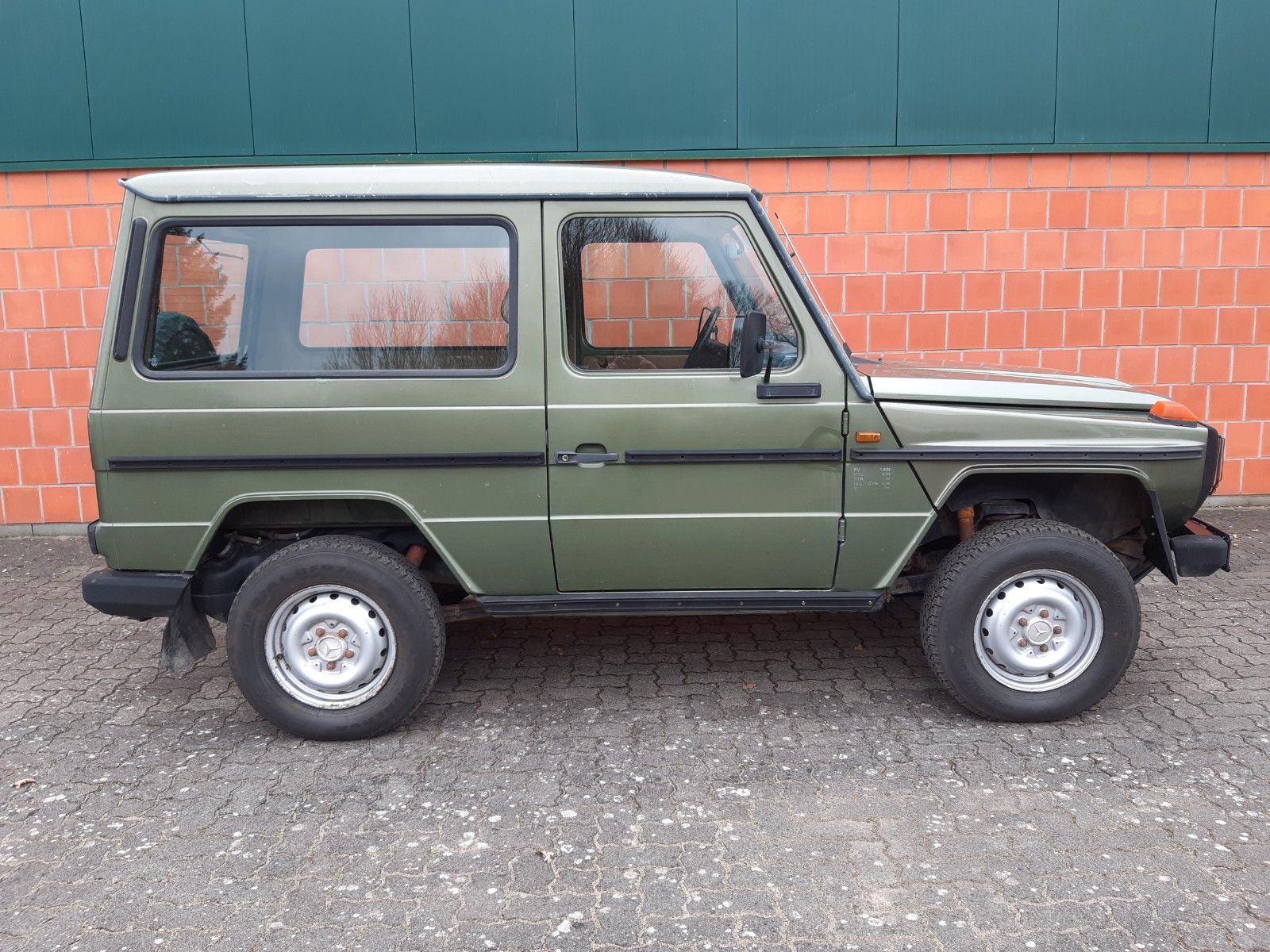 Mercedes-Benz 280 GE - 460 foto 13