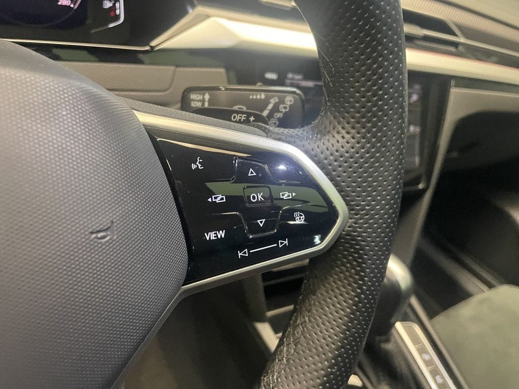 Volkswagen Arteon SB 2.0 TSI R-Line DSG AHK Navi PDC Matrix foto 21