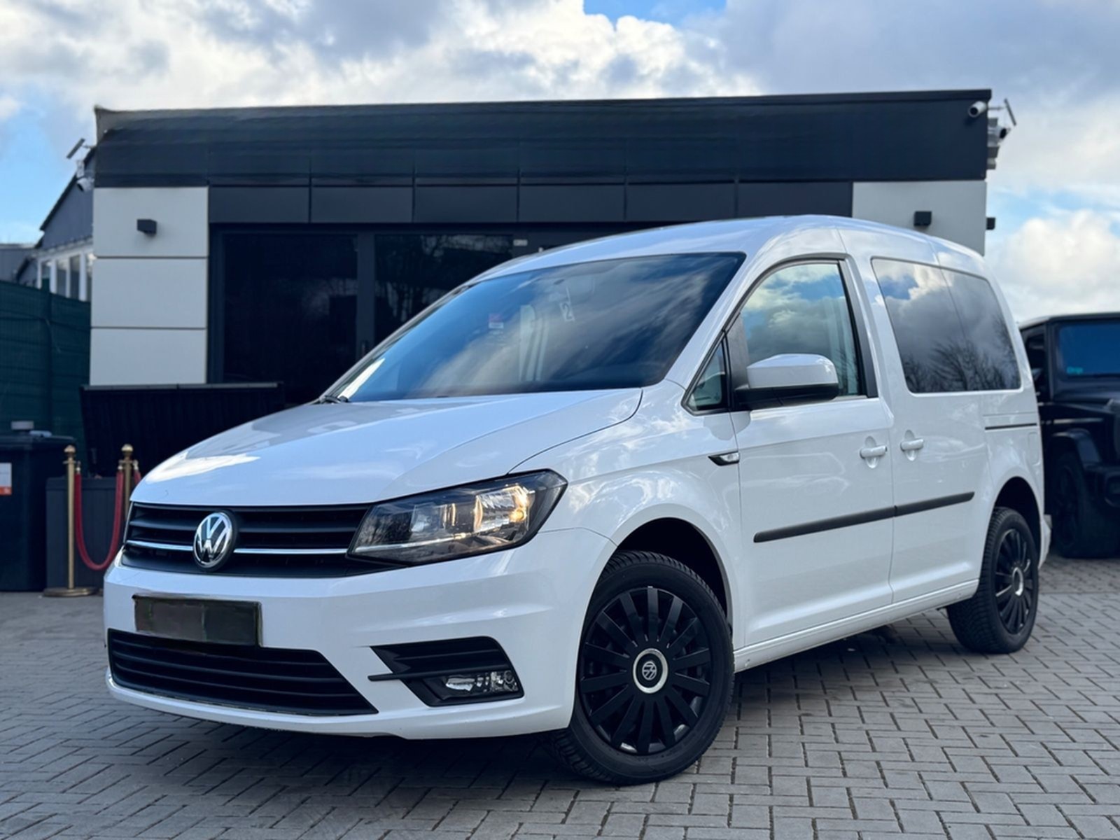 Volkswagen Caddy BMT 1.2 TSI Behindertengerecht-Rampe foto 3