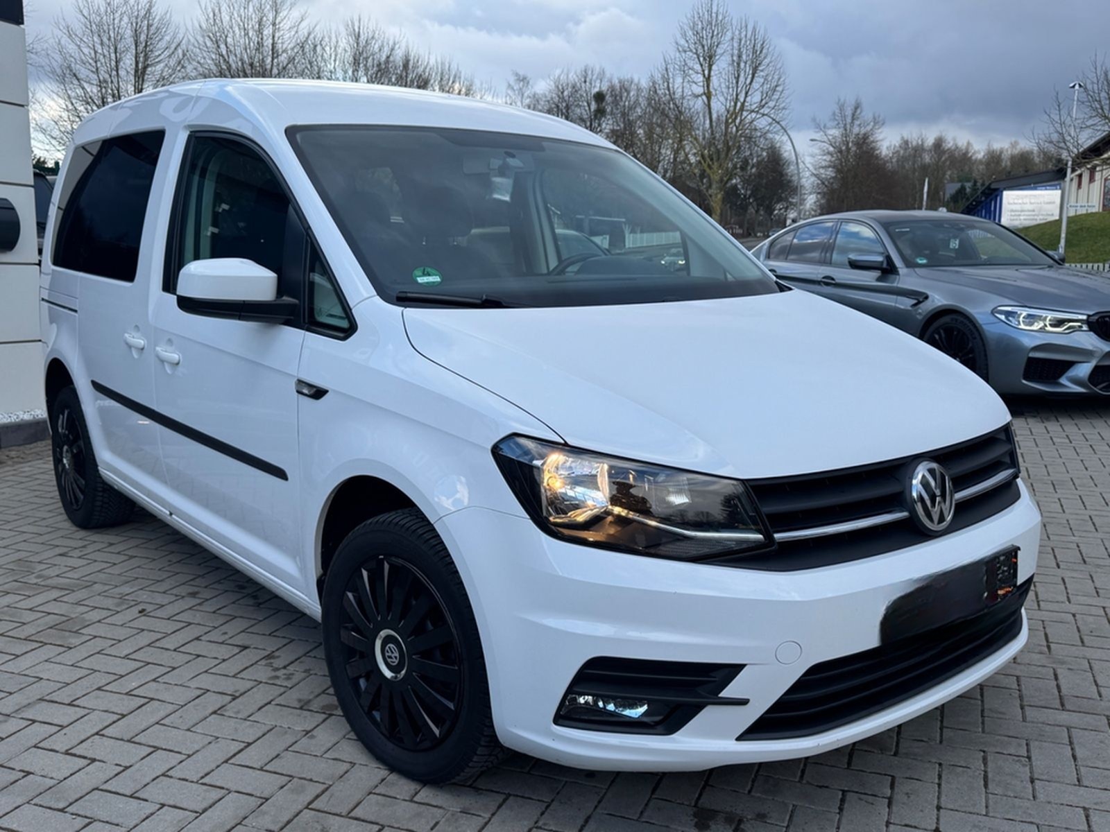 Volkswagen Caddy BMT 1.2 TSI Behindertengerecht-Rampe foto 5