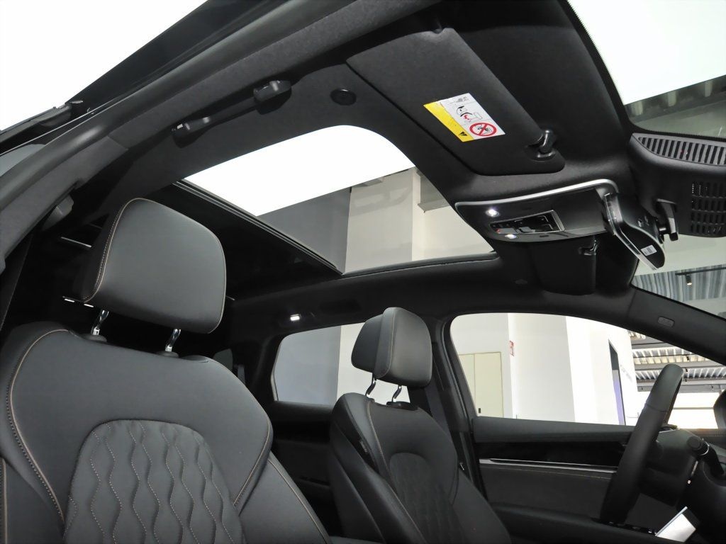 BYD TANG EV AWD 7-Seat Panorama Ambient FACELIFT foto 12