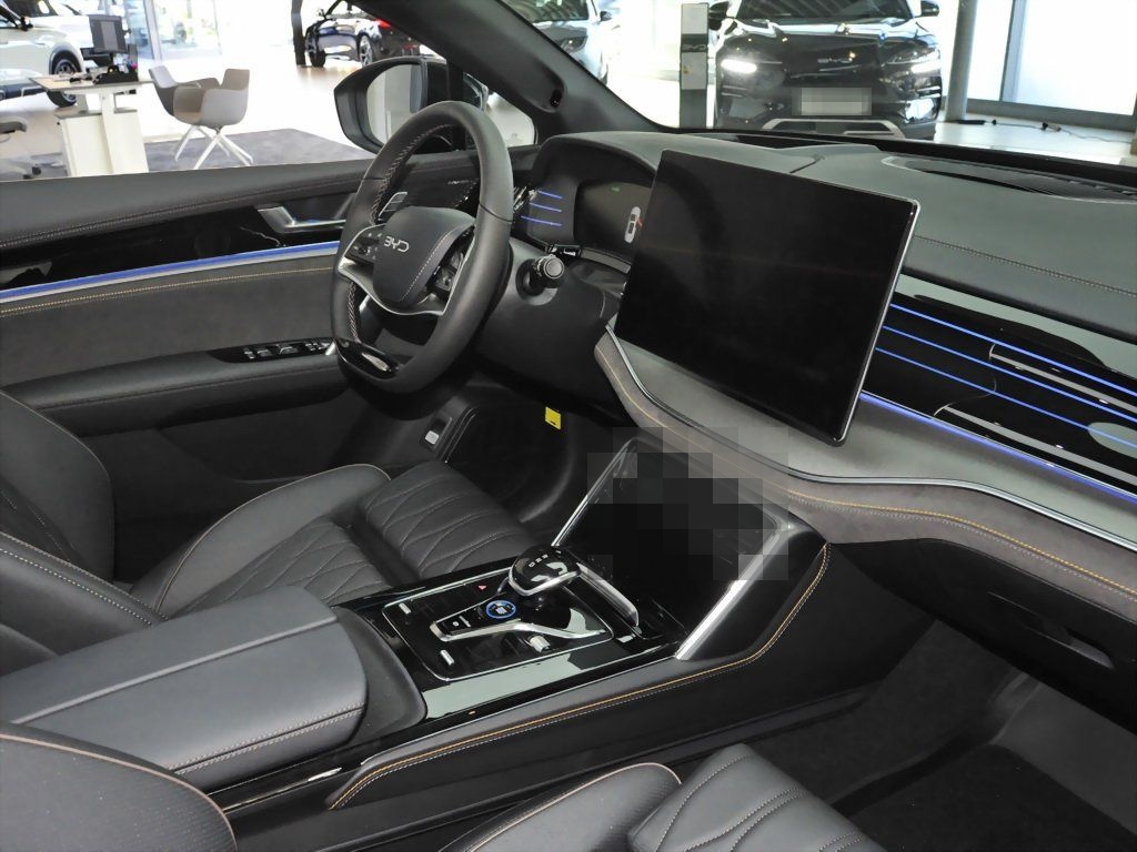 BYD TANG EV AWD 7-Seat Panorama Ambient FACELIFT foto 4
