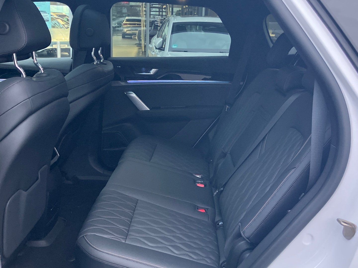 BYD TANG EV AWD 7-Seat Panorama Ambient FACELIFT foto 13