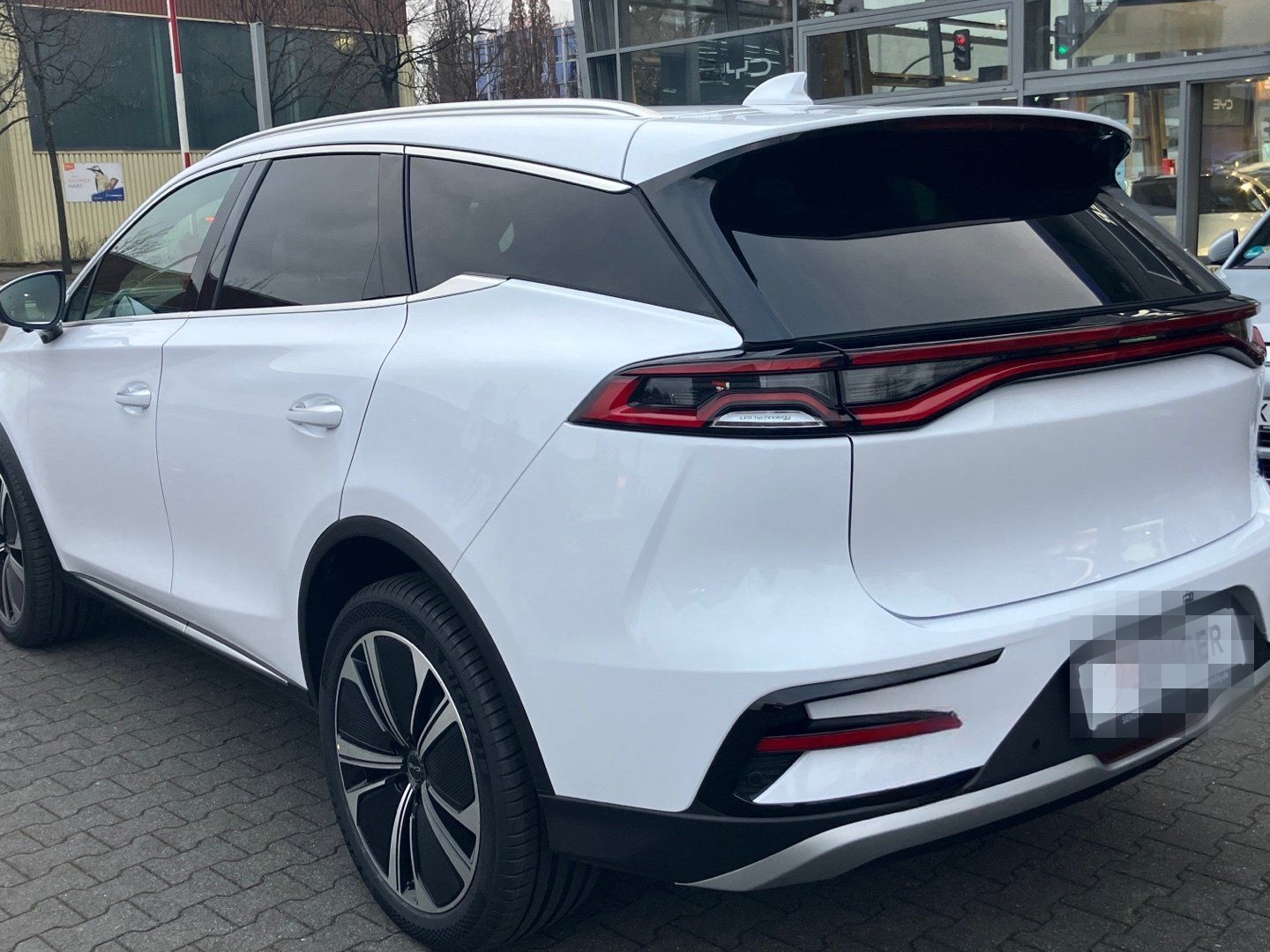 BYD TANG EV AWD 7-Seat Panorama Ambient FACELIFT foto 18