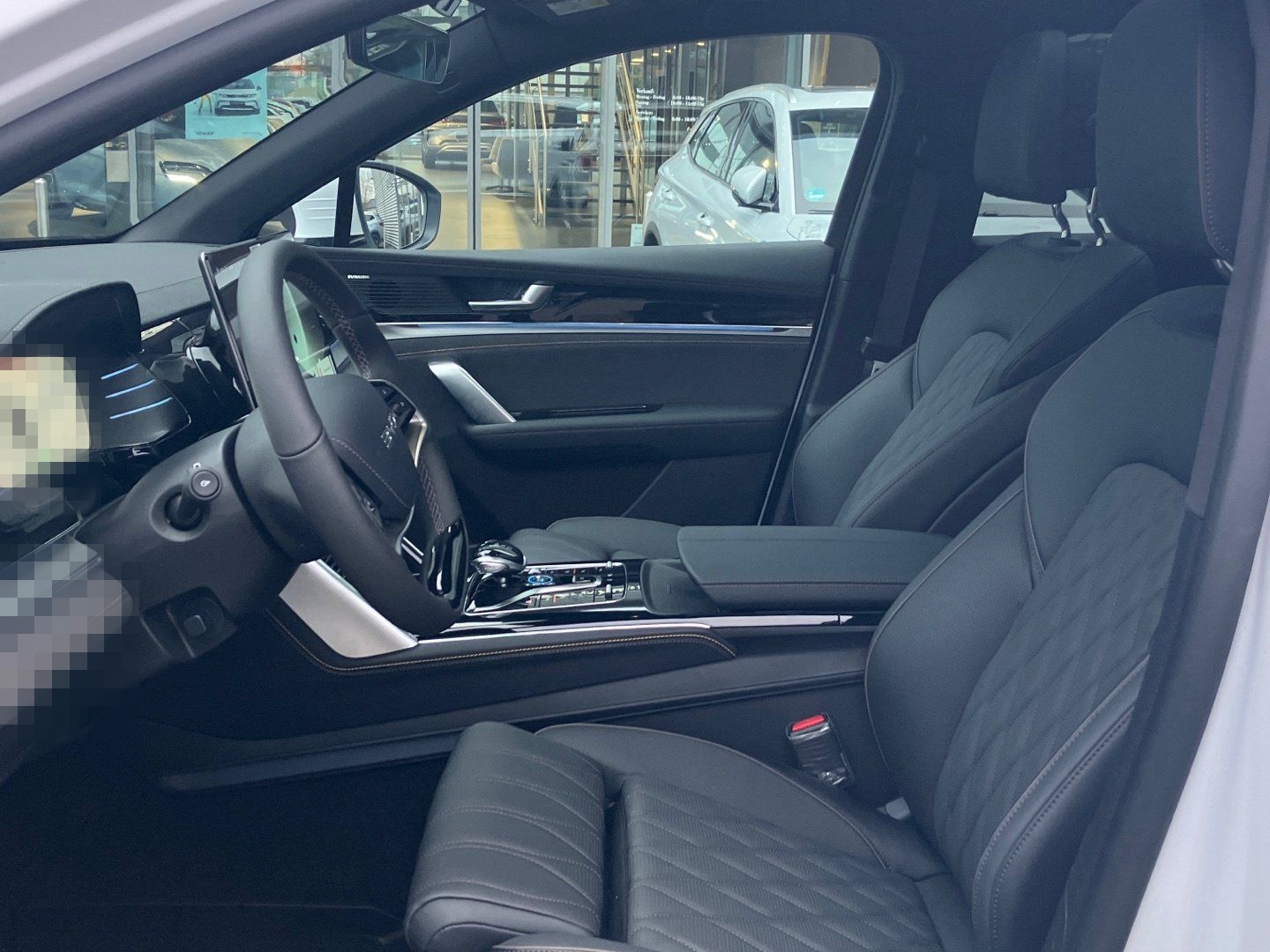 BYD TANG EV AWD 7-Seat Panorama Ambient FACELIFT foto 9