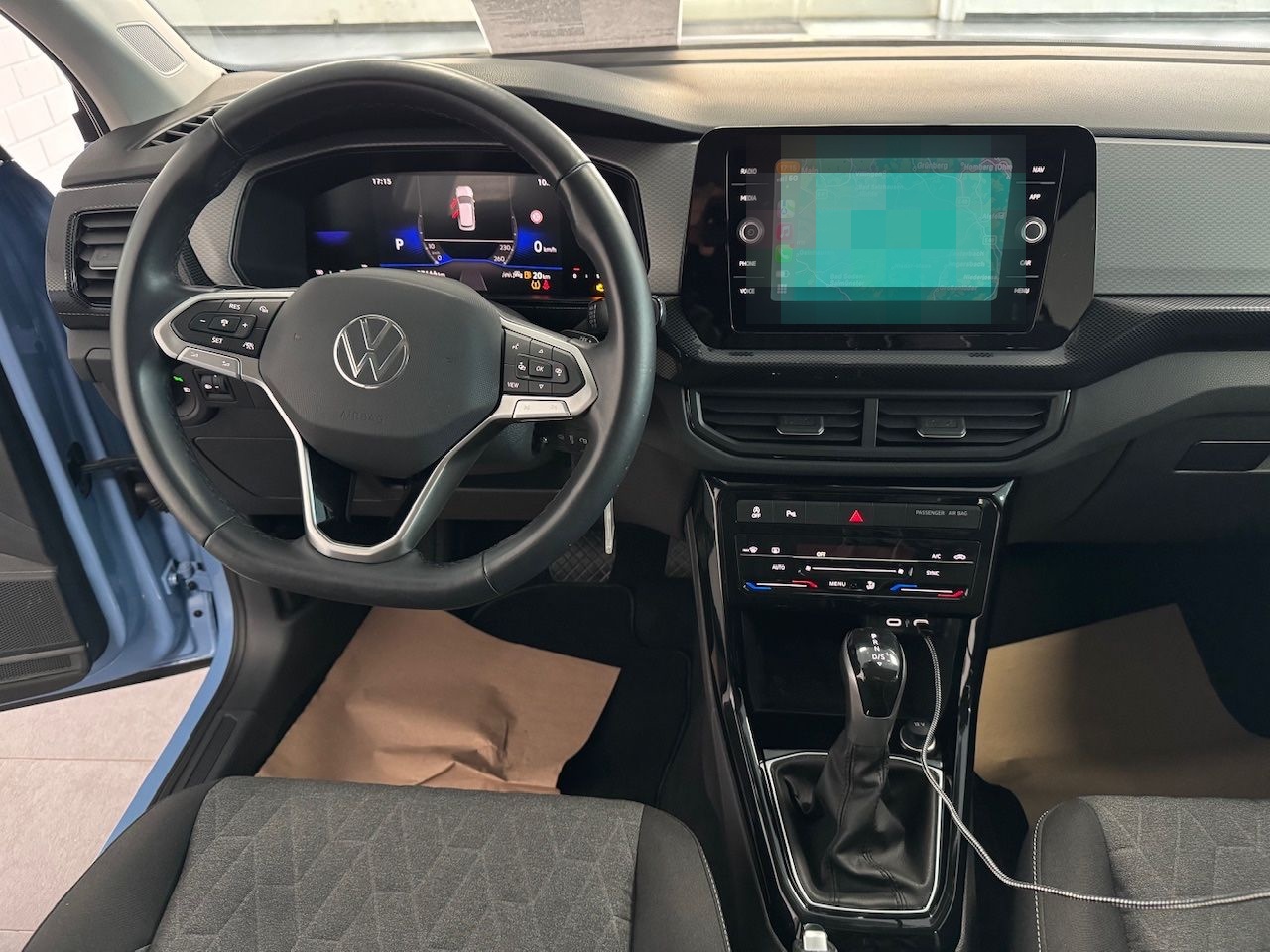 Volkswagen T-Cross 1.0 TSI, CarPlay, DSG Life, PDC, Klimaa. foto 13