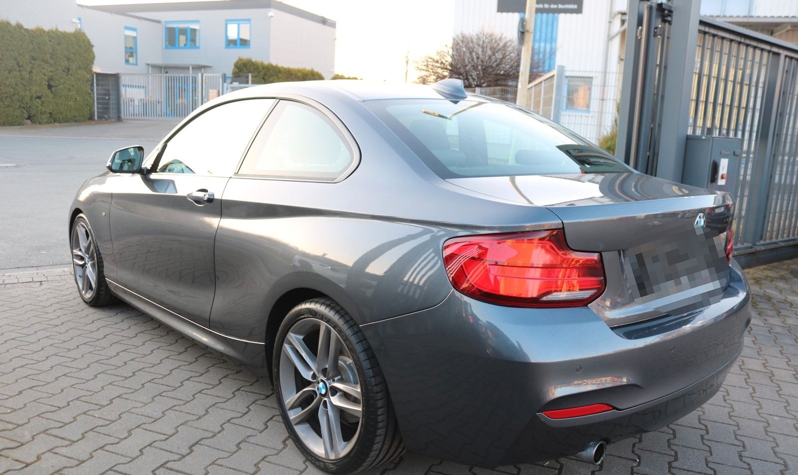 BMW 218i Coupé Facelift M Sportpaket 18 Zoll Alu foto 4