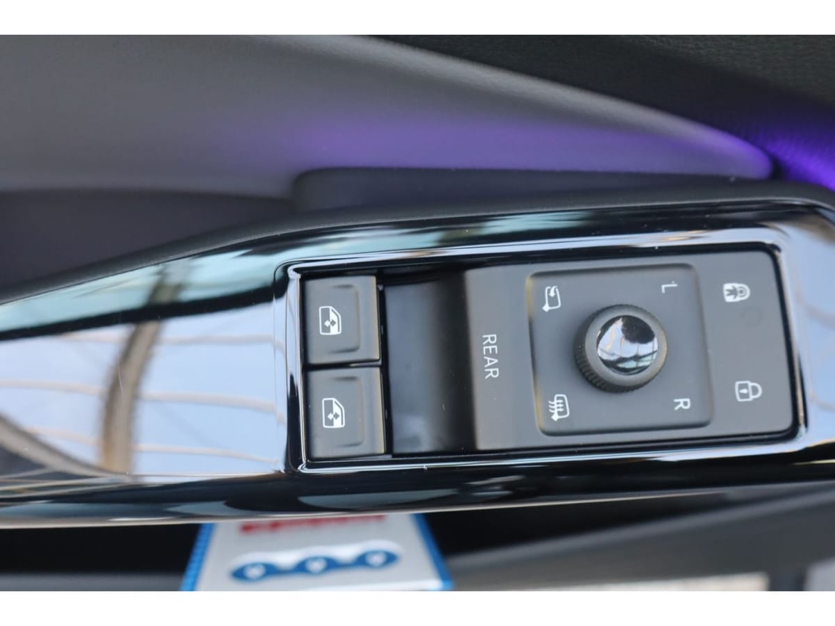 Volkswagen ID.4 210 kW mit Infotainment-Paket Pro electric foto 20