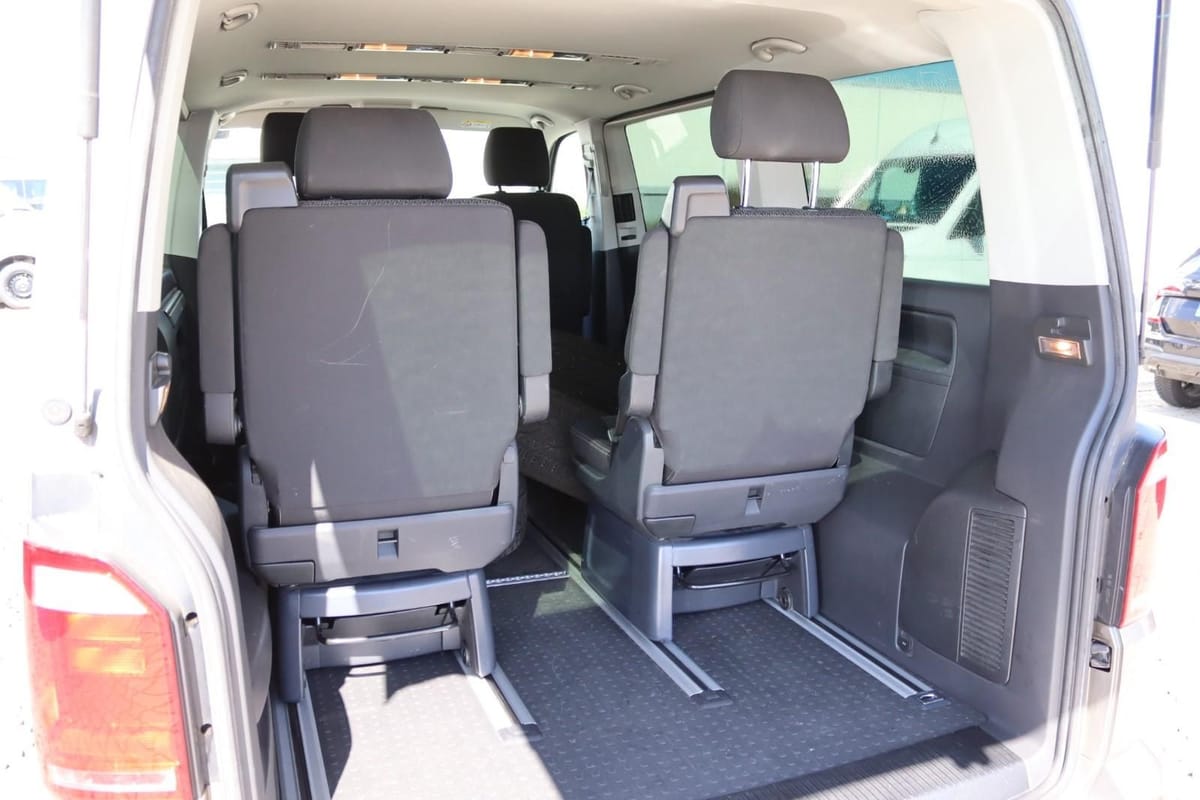 Volkswagen T6 Multivan Trendline BEHINDERTENGERECHT LIFT foto 12
