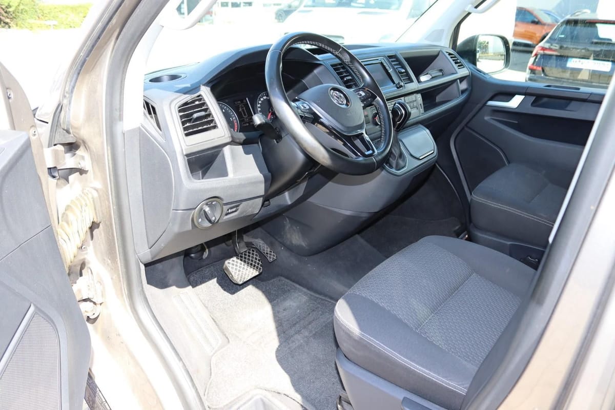 Volkswagen T6 Multivan Trendline BEHINDERTENGERECHT LIFT foto 24