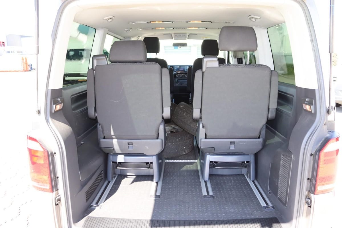Volkswagen T6 Multivan Trendline BEHINDERTENGERECHT LIFT foto 10