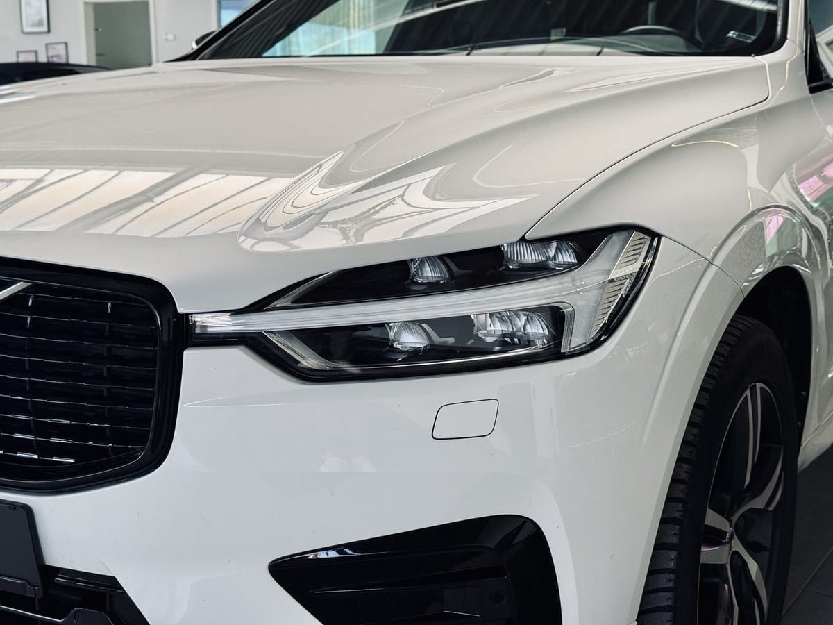 Volvo XC60 R Design PANO KAMERA LED ASSISTENZ SHZ foto 9