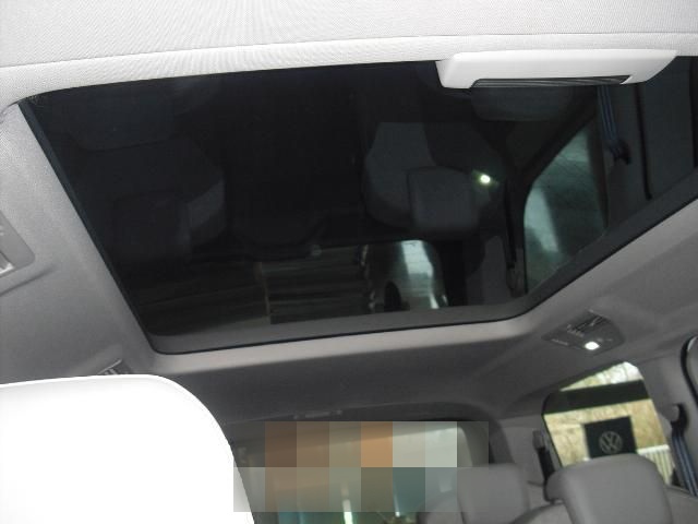 Volkswagen T7 Multivan Multivan 2.0 TSI Style lang AHK/Pano foto 6